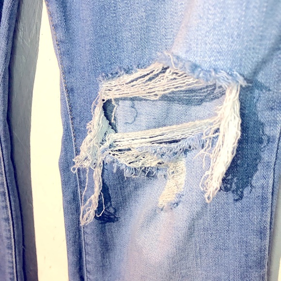 Levis Strauss 726 high waisted flare light wash distressed jean size 31 - Picture 5 of 10